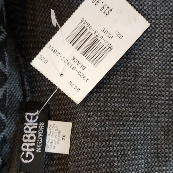 Pretty Cardigan - Picture 3 of 4